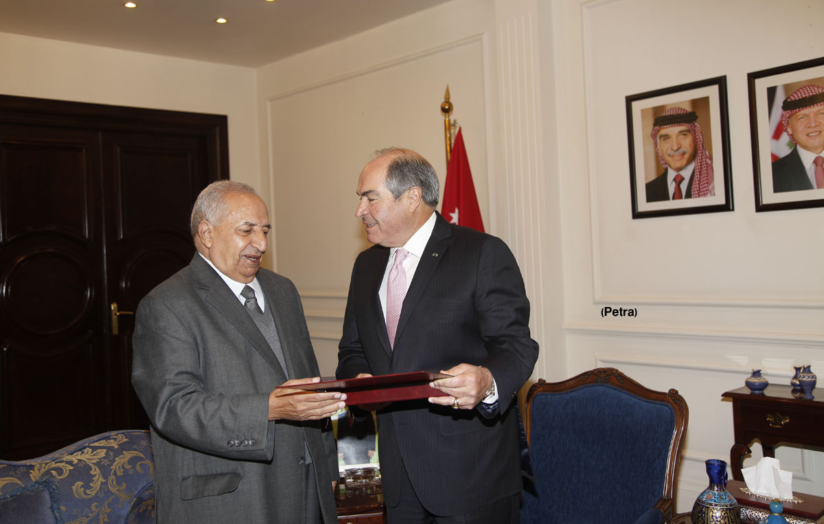 PM receives annual human rights report