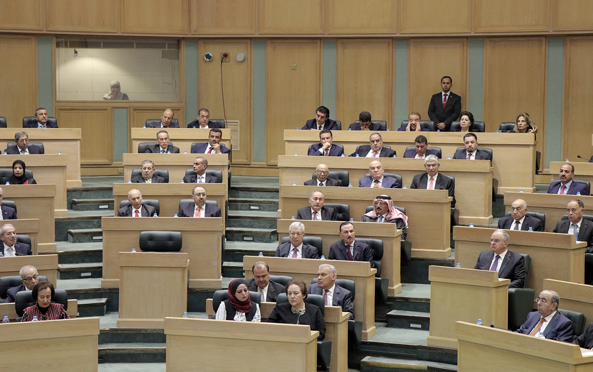 Senate holds first meeting in Parliament's second ordinary session