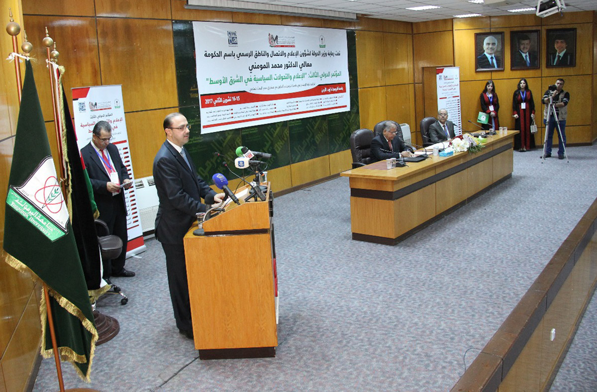 Momani: Our media committed to defending national interests