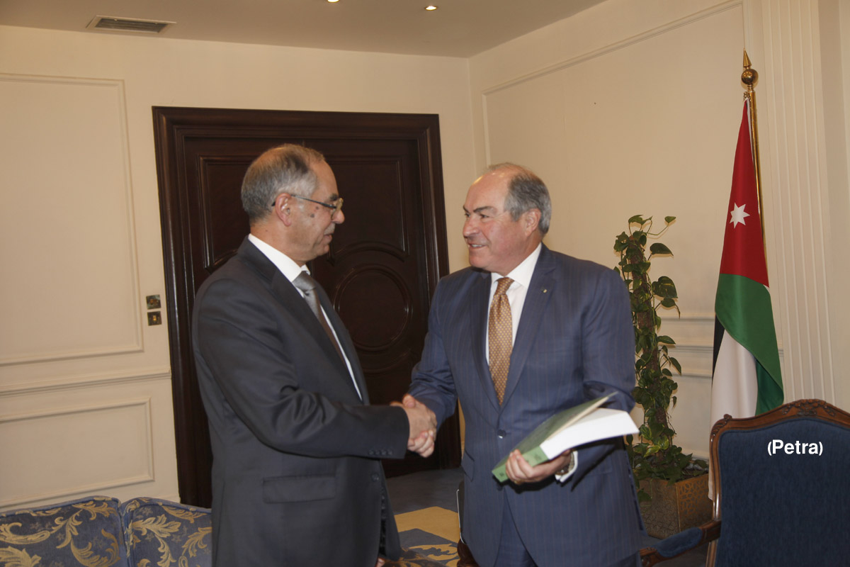 PM receives Audit Bureau annual report