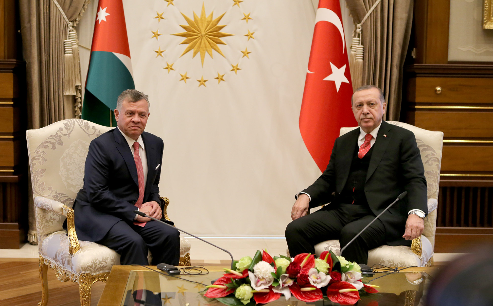 King, Turkish president hold talks in Ankara