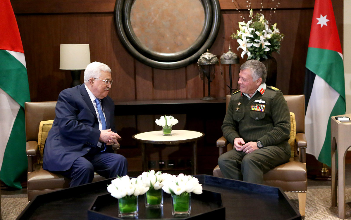 King, Palestinian president hold talks