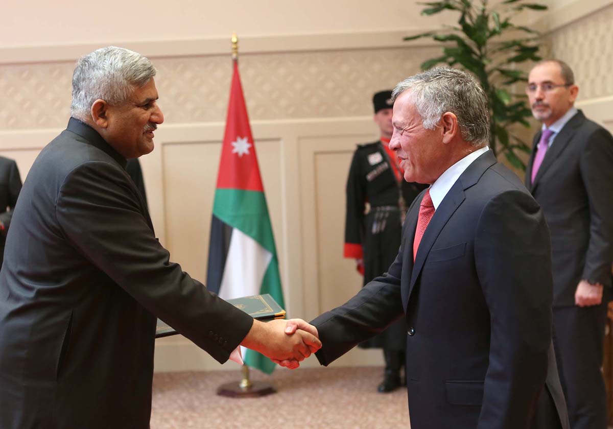 King accepts credentials of Pakistani ambassador