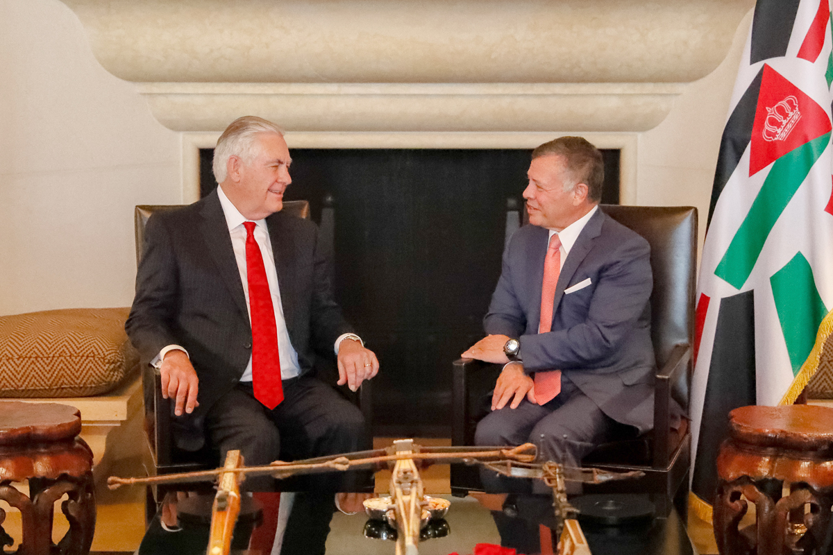 King discusses with US Secretary of state ties, regional developments