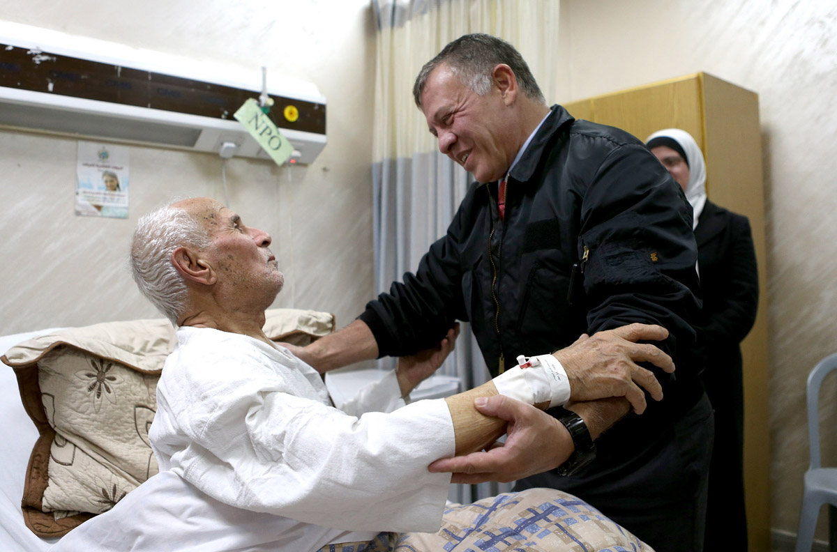 His Majesty visits King Hussein Medical Center, checks on its services