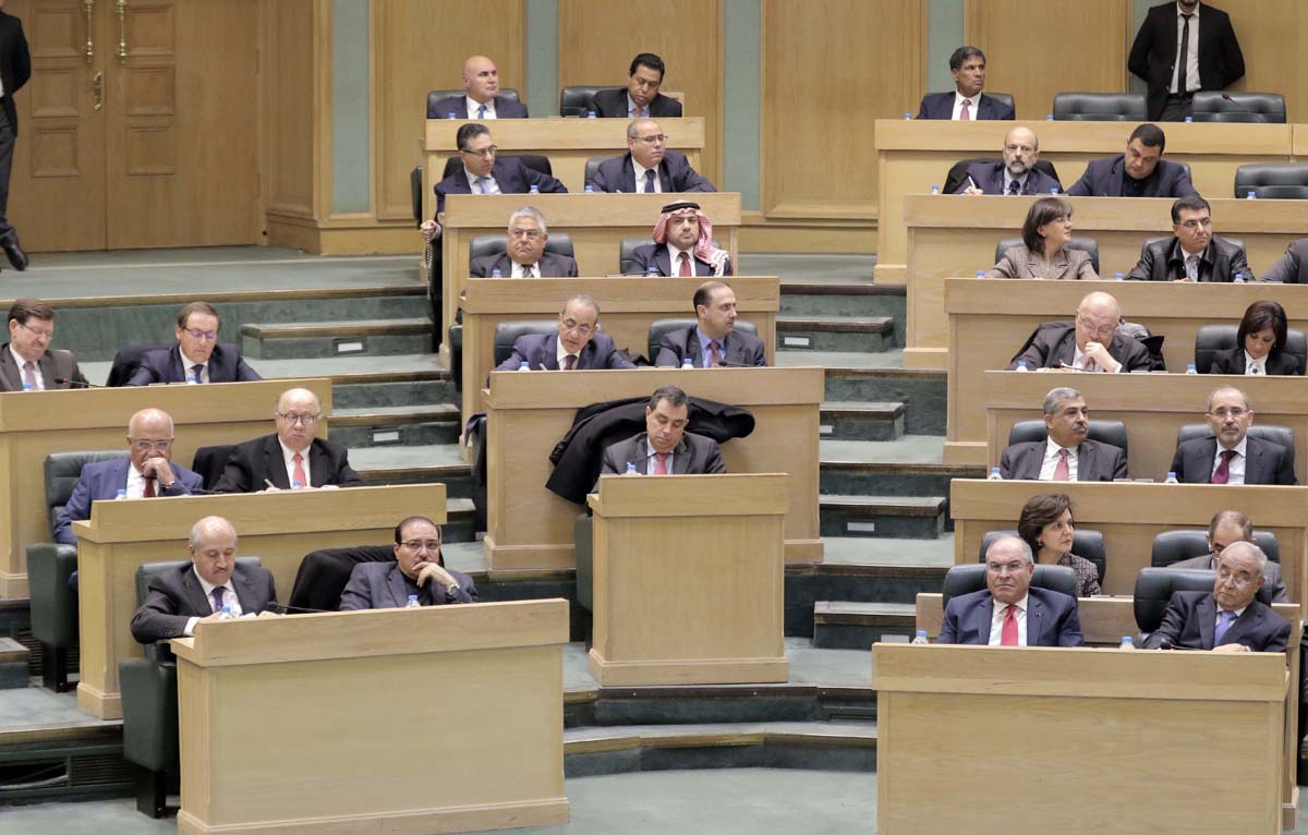 MPs reject to withdraw no-confidence motion