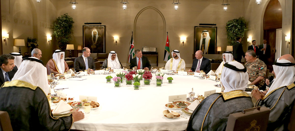 King receives deputy ruler of Dubai