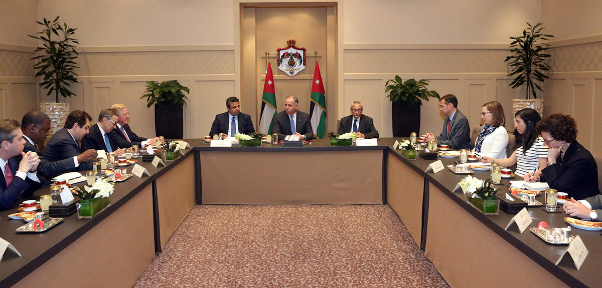 Prince Faisal meets US delegation