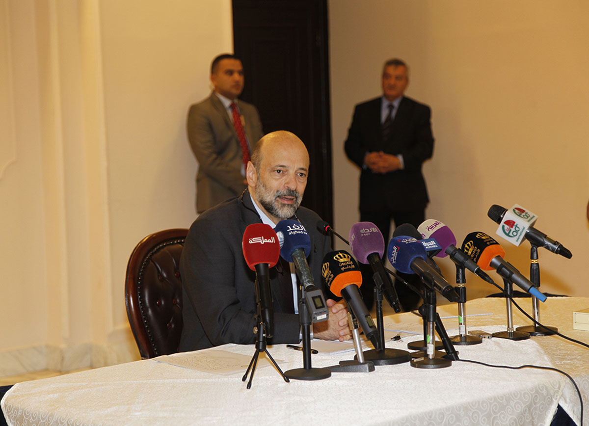 Razzaz: Forging new 'social contract' tops new gov't agenda