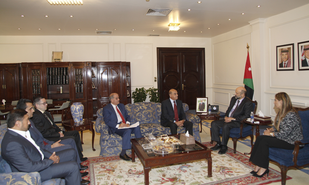 Prime Minister honors anti-corruption team