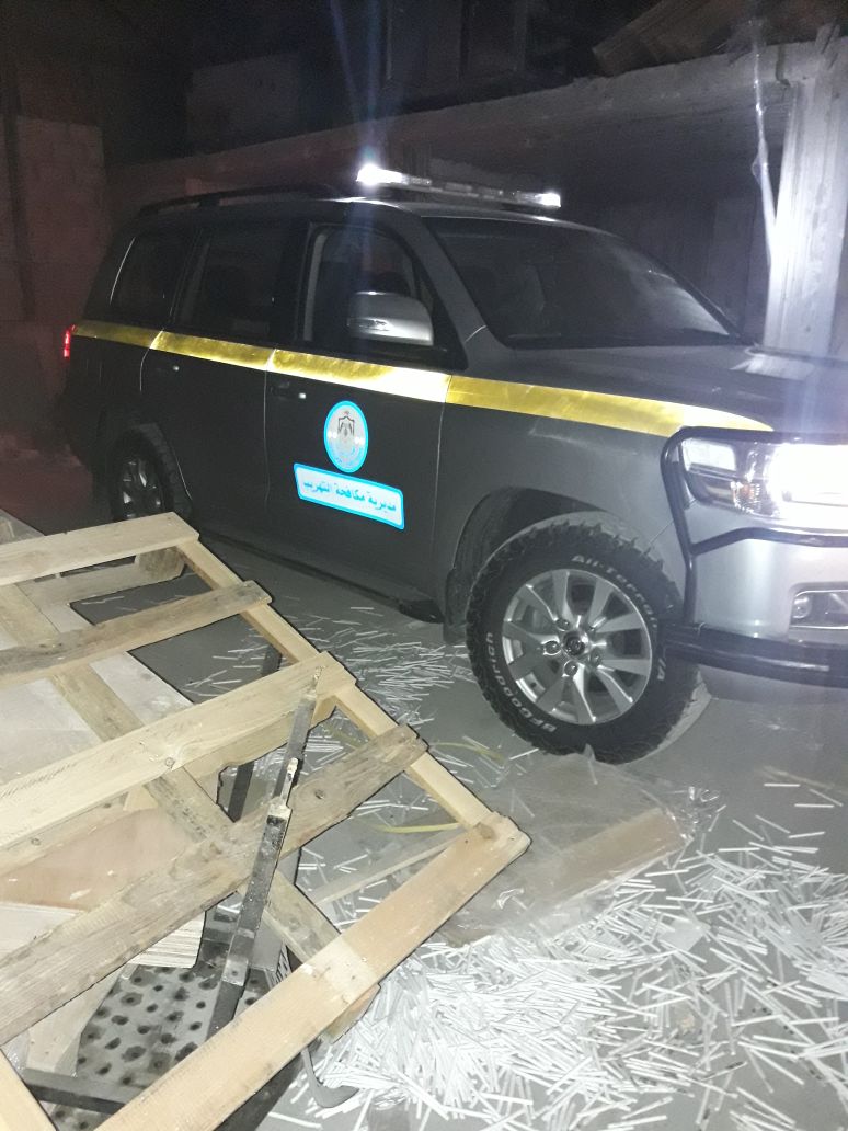 الجمارك تضبط مزرعة تبغ مساحتها أكثر من 200 دونم و 70 طنا من مستلزمات انتاج السجائر<br>