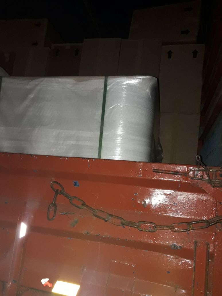 الجمارك تضبط مزرعة تبغ مساحتها أكثر من 200 دونم و 70 طنا من مستلزمات انتاج السجائر<br>