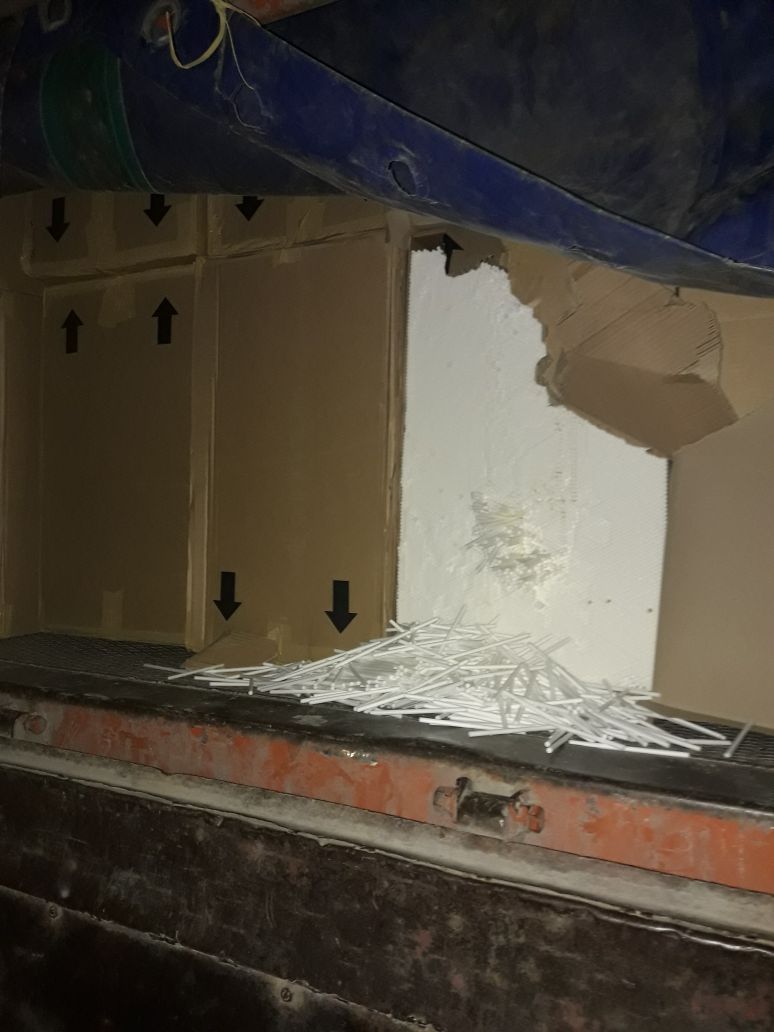 الجمارك تضبط مزرعة تبغ مساحتها أكثر من 200 دونم و 70 طنا من مستلزمات انتاج السجائر<br>