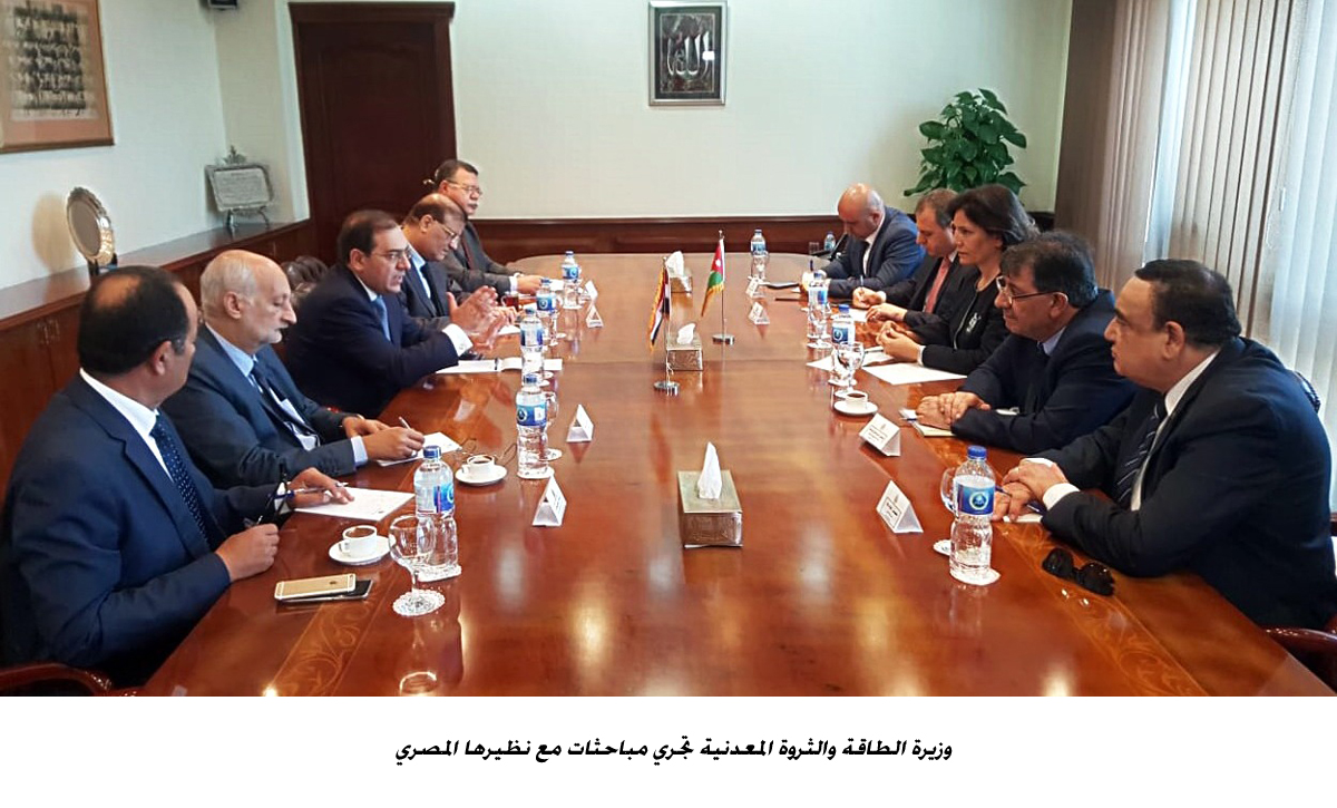 زواتي توقع اتفاق استيراد 10% من احتياجات توليد الكهرباء من الغاز المصري<br>