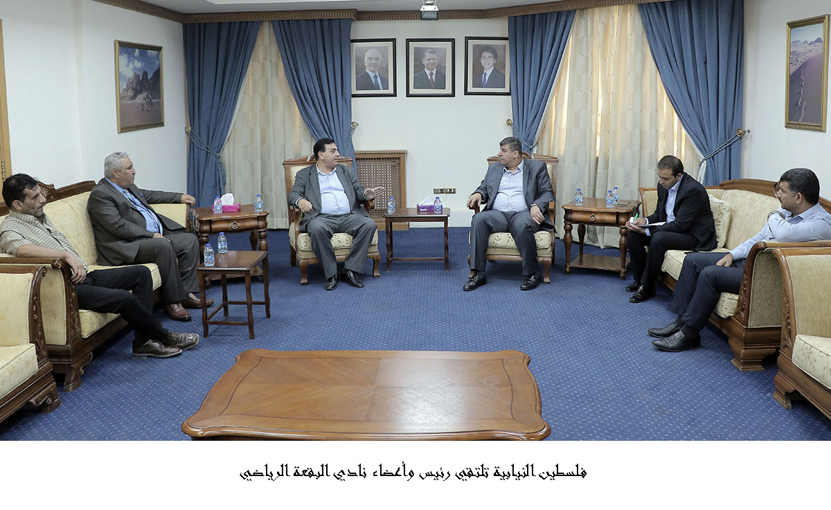 فلسطين النيابية تلتقي وجهاء مخيم الوحدات<br>