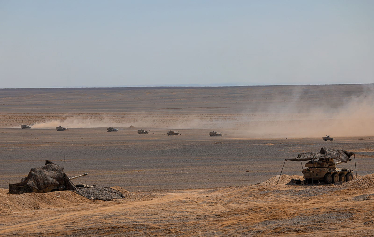 رئيس هيئة الأركان المشتركة يتابع تمرينا تعبويا في المنطقة العسكرية الوسطى