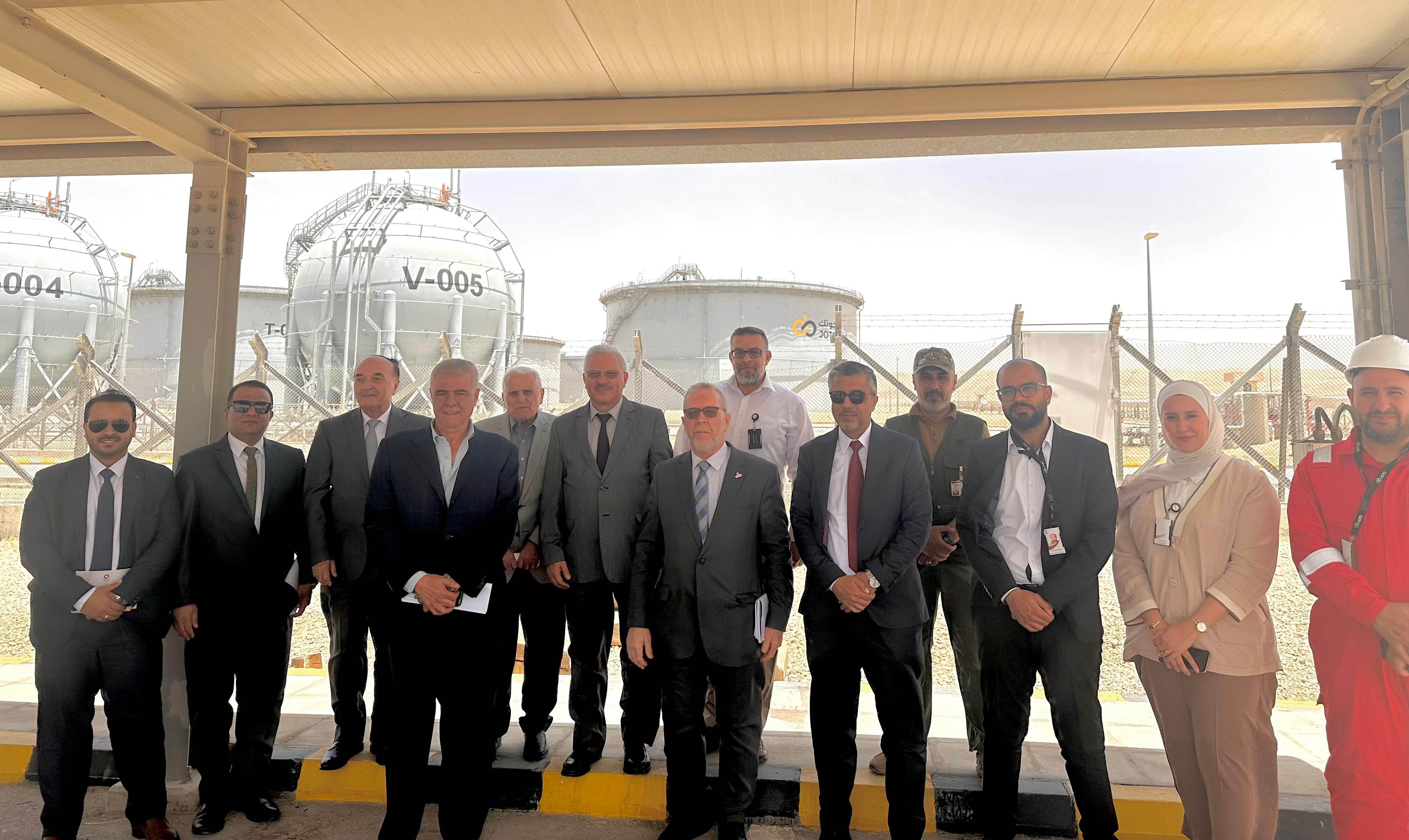 طاقة الأعيان تزور مرافق عمان الاستراتيجية للمشتقات النفطية
