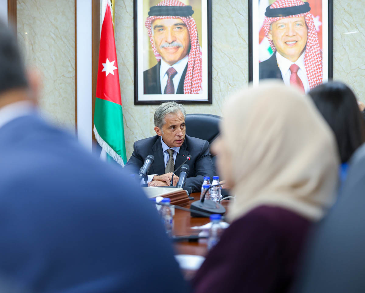 رئيس الوزراء: مؤشرات الاقتصاد الوطني خلال الربع الأول من العام الحالي مشجَّعة وتدل على تحسن الأداء الاقتصادي