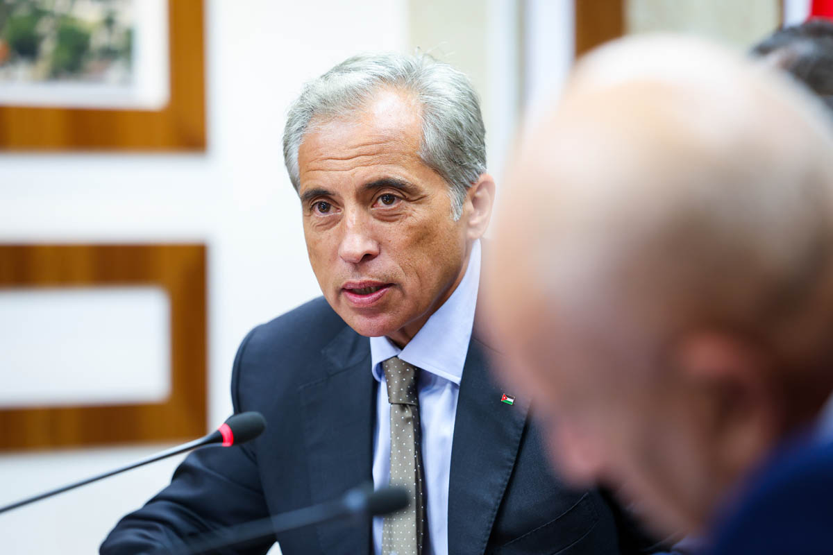 رئيس الوزراء: مؤشرات الاقتصاد الوطني خلال الربع الأول من العام الحالي مشجَّعة وتدل على تحسن الأداء الاقتصادي