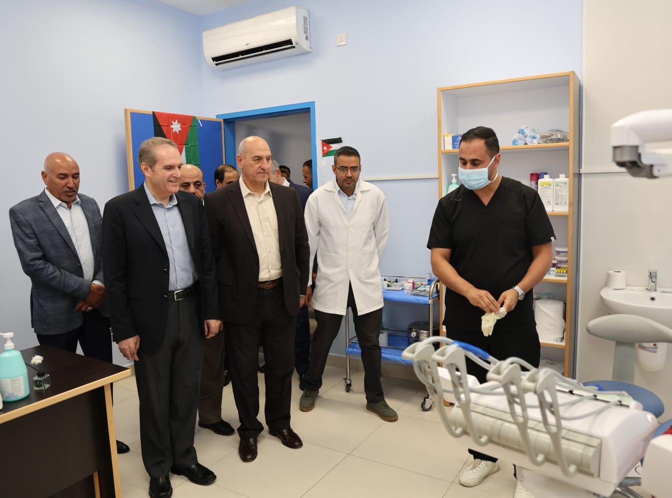 وزير الصحة يفتتح مستودعات أدوية إقليم الجنوب ومركز صحي الشوبك الشامل