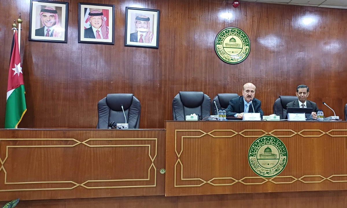 محاضرة تعاين إشعاعات فن المقامة عبر الأندلس وإشكالات الترجمة والتأثير