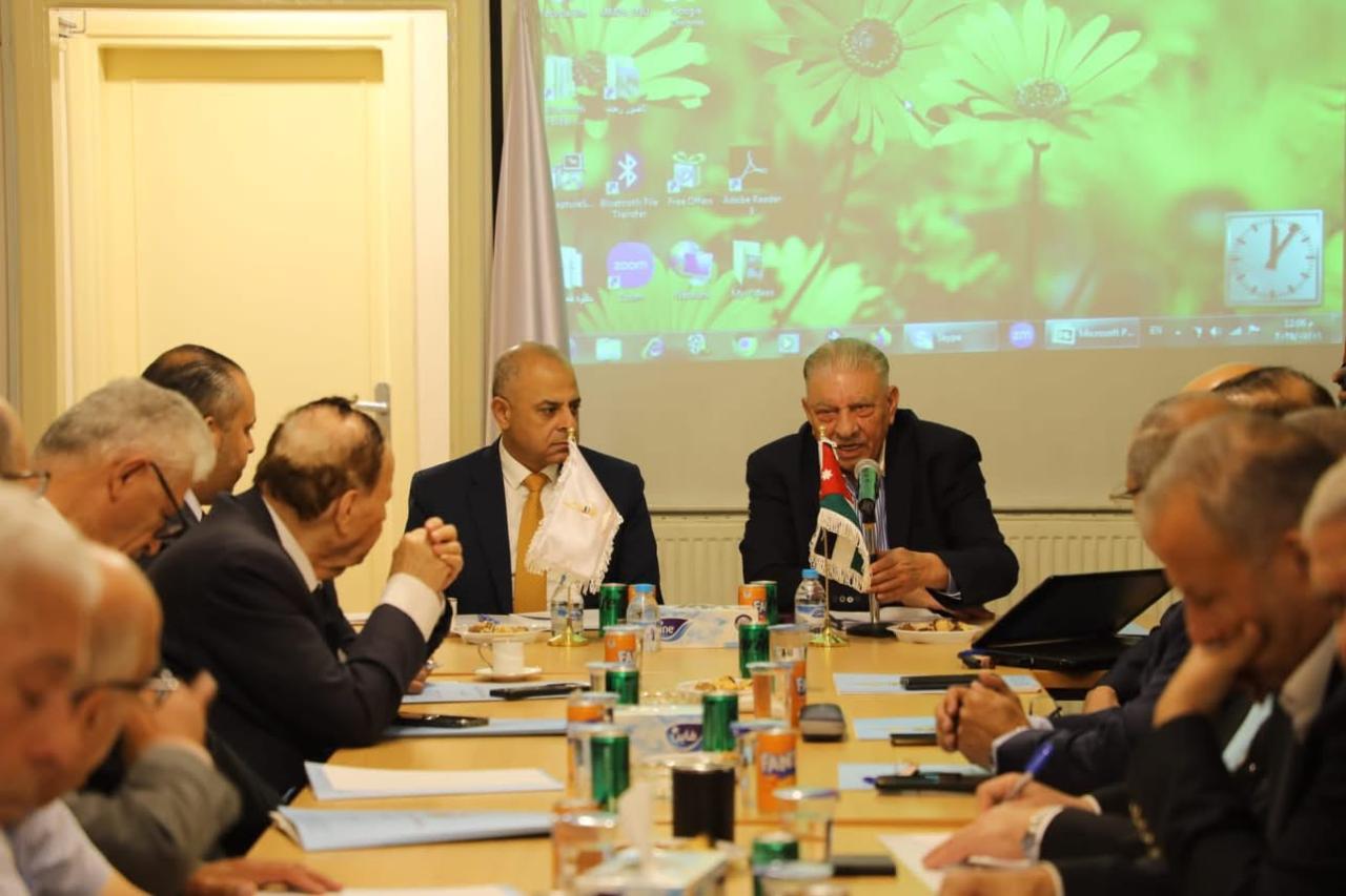 وزير دولة لتطوير القطاع العام يلتقي رئيس جمعية القيادات الأردنية