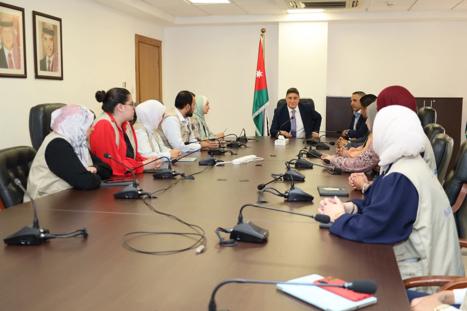 قافلة النزاهة تزور وزارة النقل