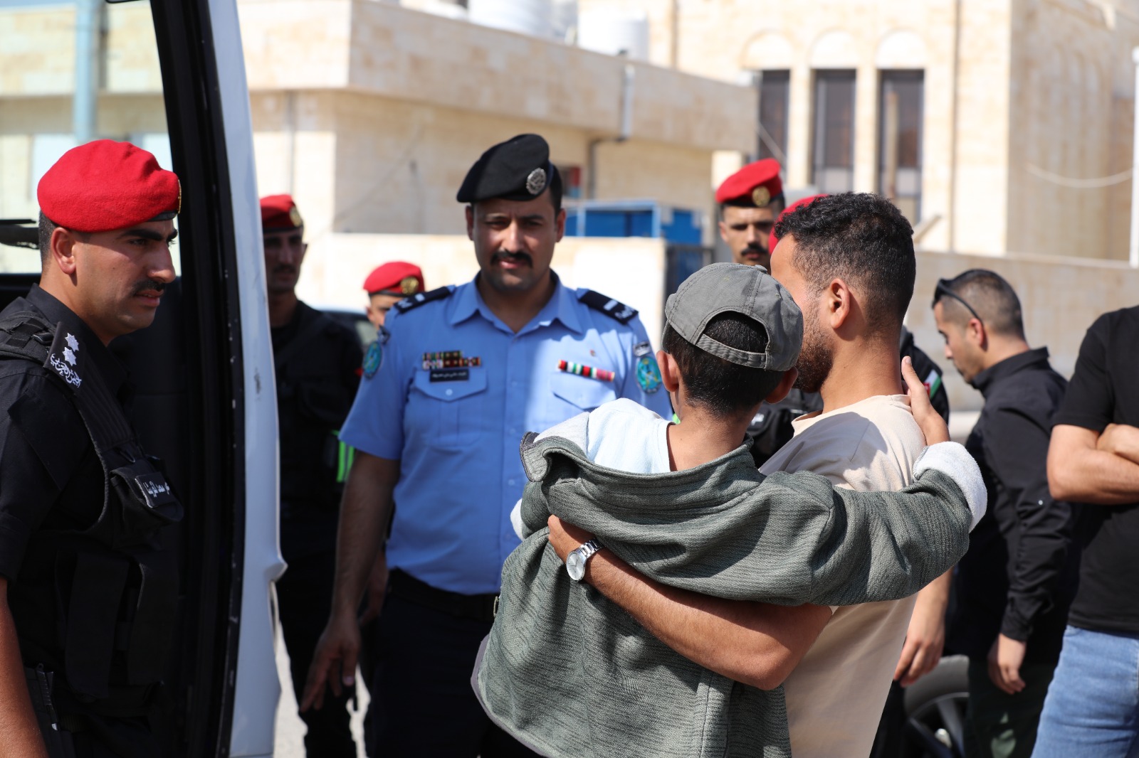 القوات المسلحة تقوم بإجلاء دفعة جديدة من أطفال غزة المرضى