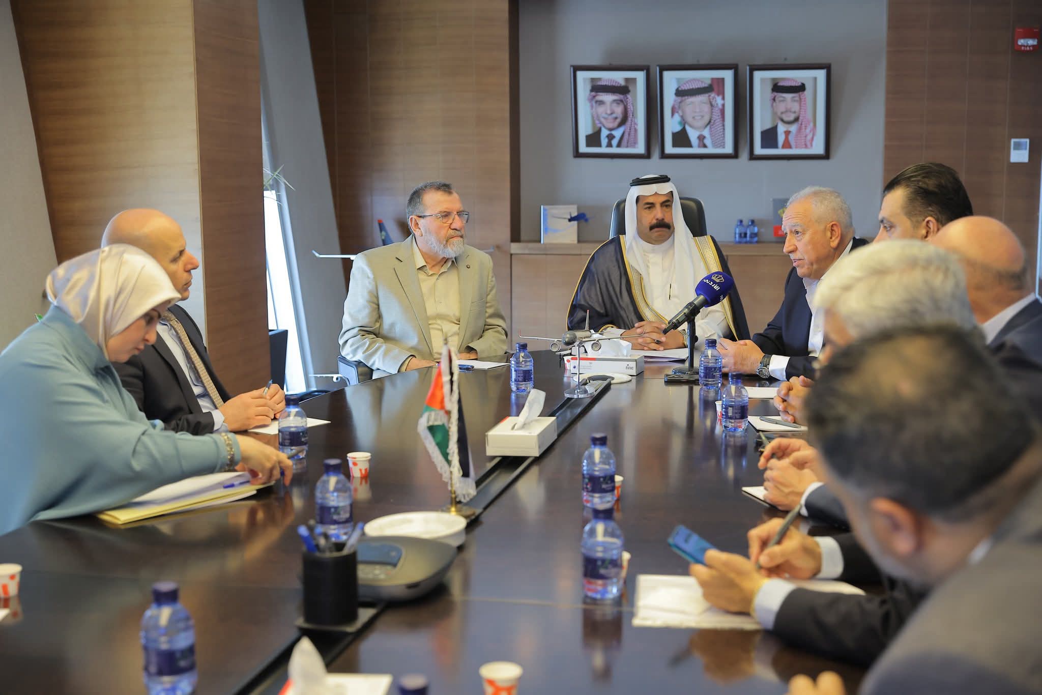 النقل النيابية تزور شركة الخطوط الجوية الملكية الأردنية