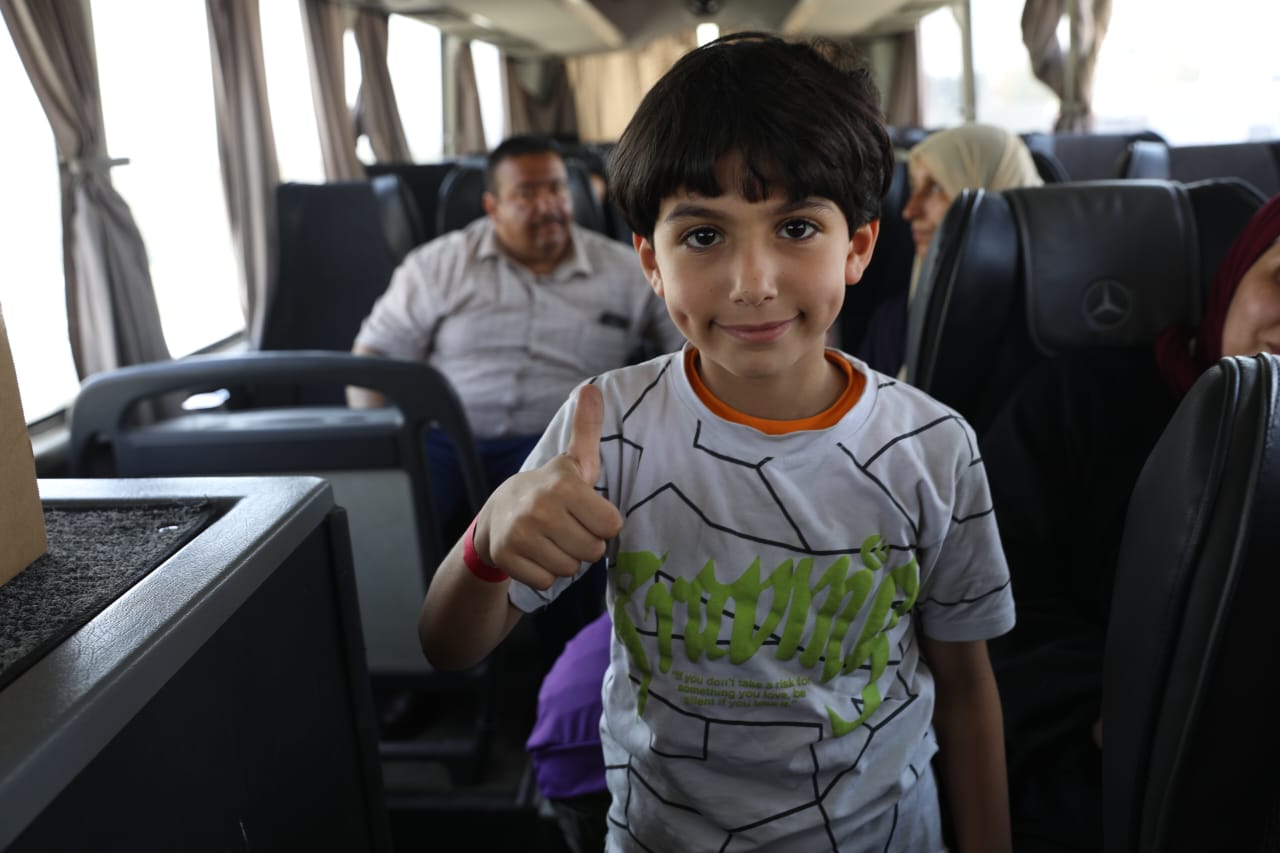 القوات المسلحة تقوم بإجلاء دفعة جديدة من أطفال غزة المرضى