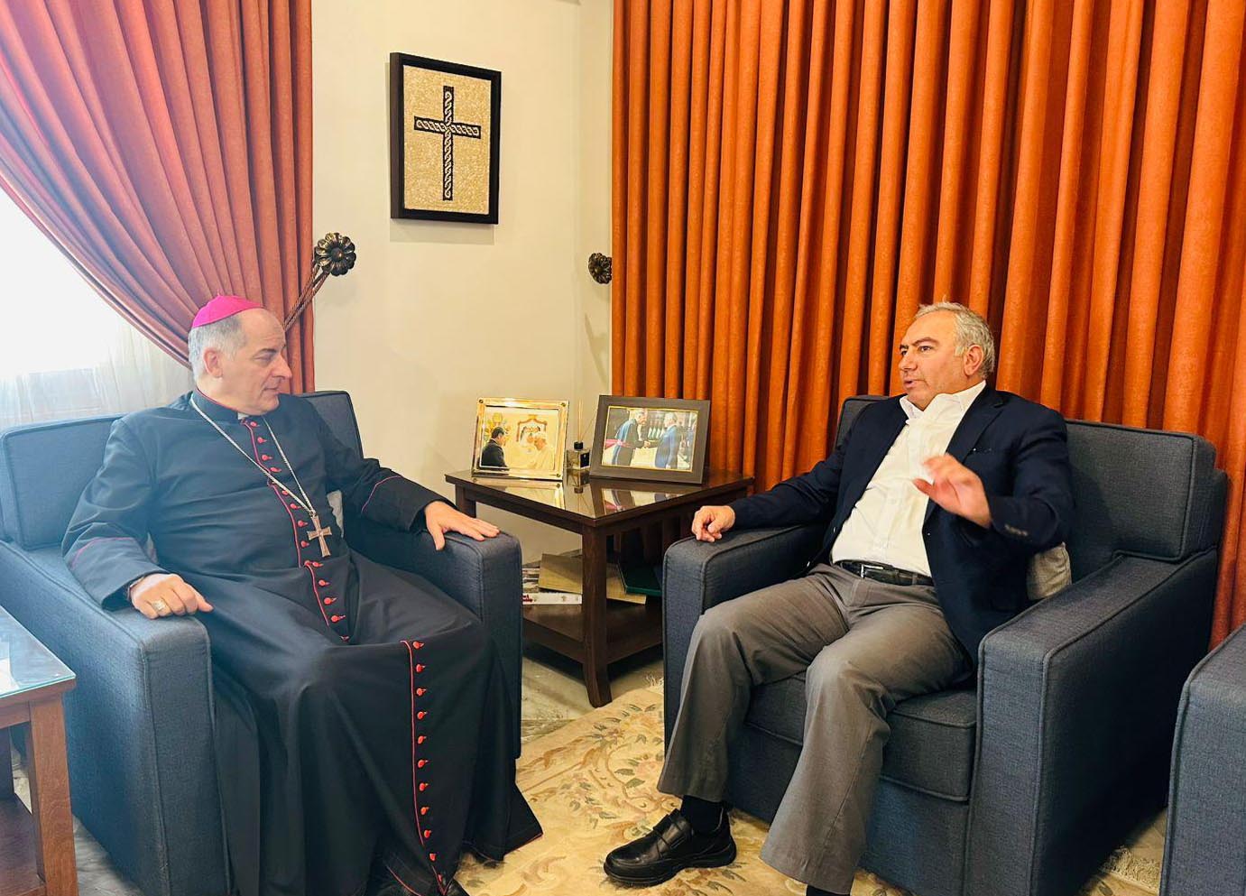 رئيس سلطة إقليم البترا يبحث مع سفير الفاتيكان إدراج البترا ضمن محطات الحج المسيحي