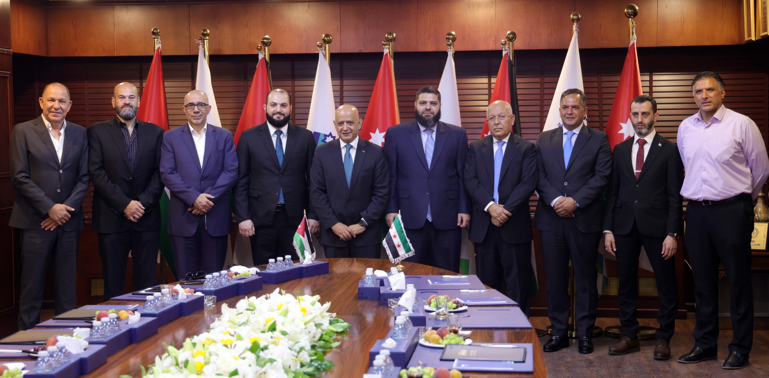 تجارة عمان تبحث مع محافظي دمشق وريفها التعاون الاقتصادي بين البلدين