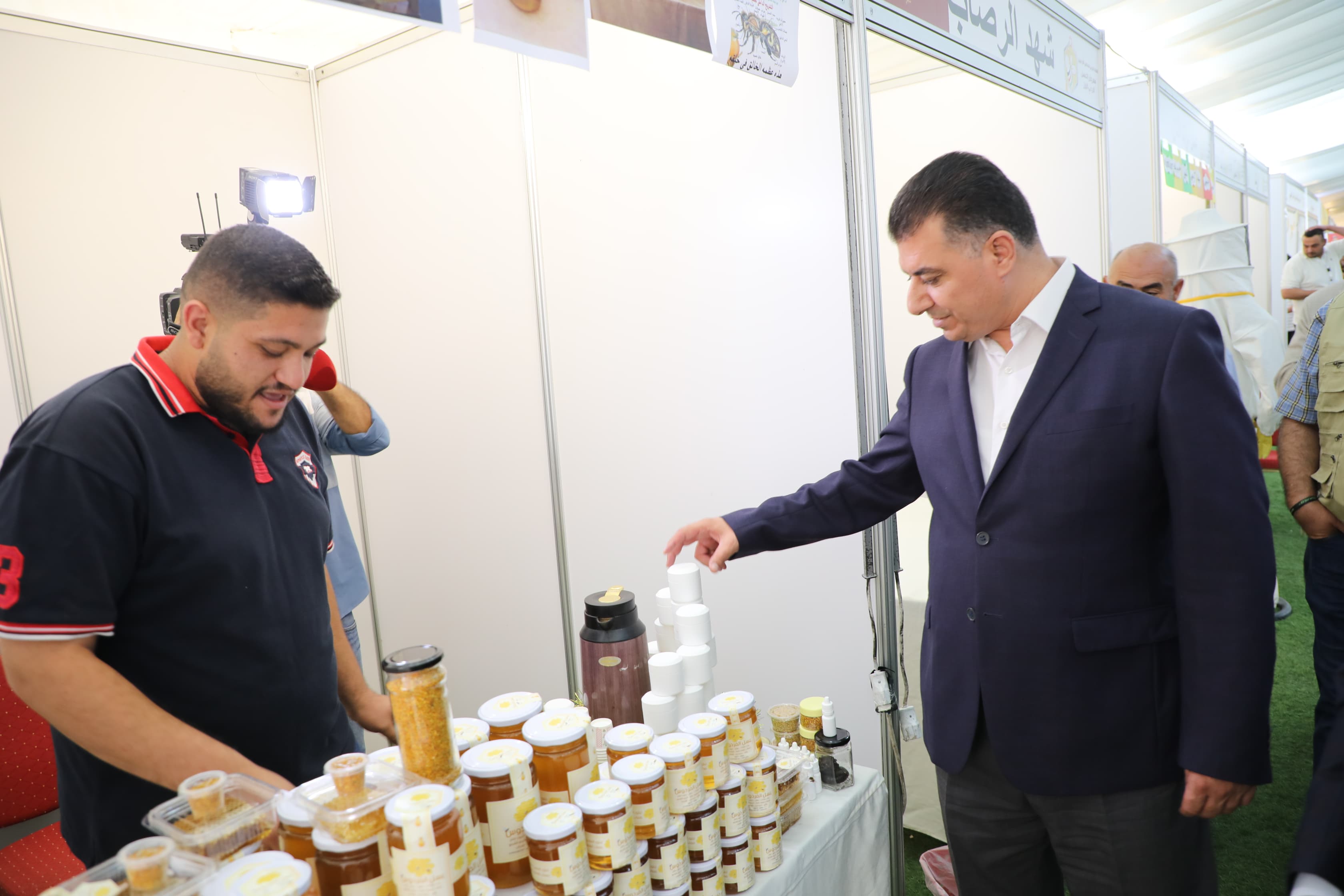 وزير الزراعة: قروض بدون فائدة للنحالين لدعم القطاع