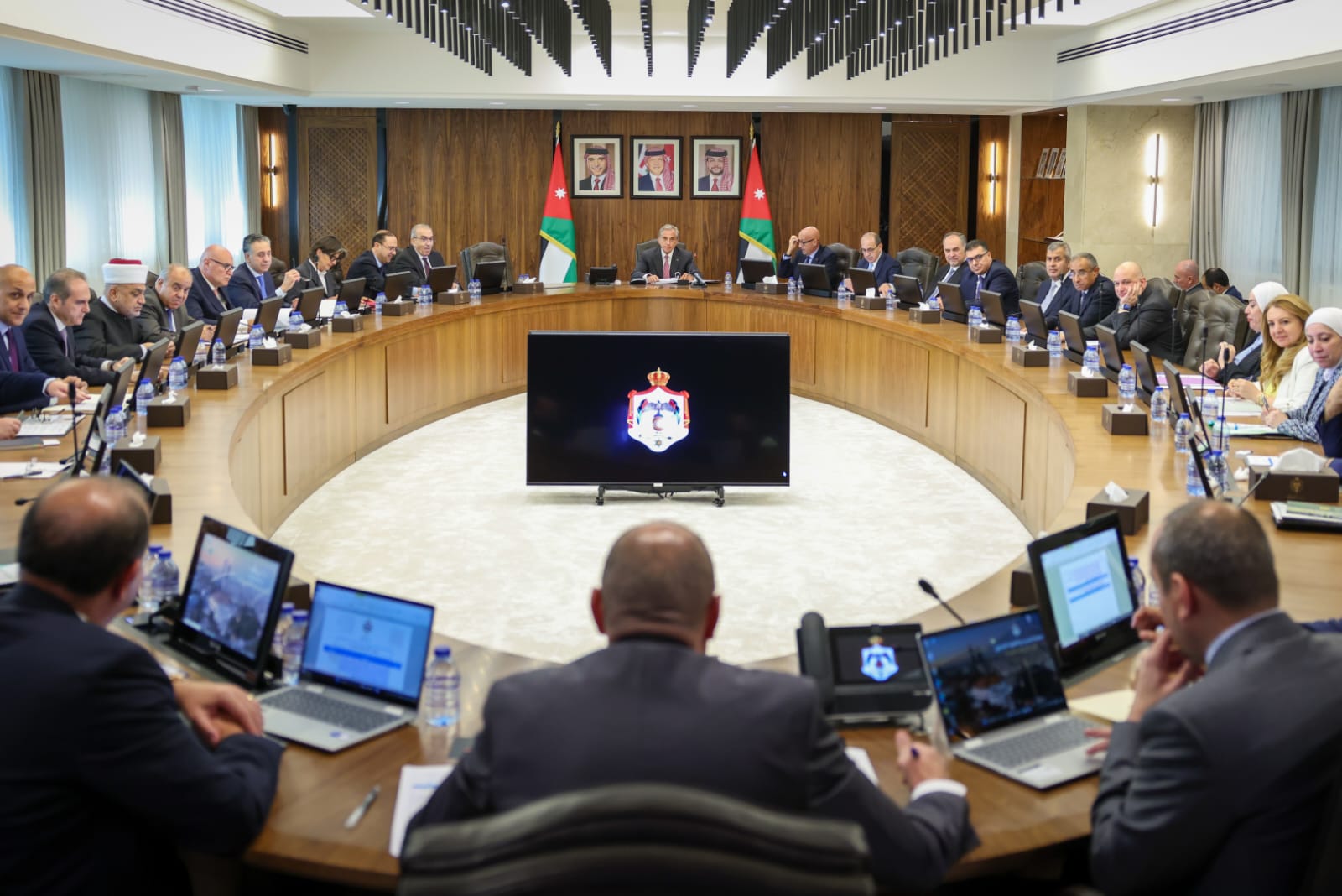 مجلس الوزراء يستمع لإيجاز من وزير الإدارة المحليَّة حول واقع البلديات وبنك تنمية المدن والقرى