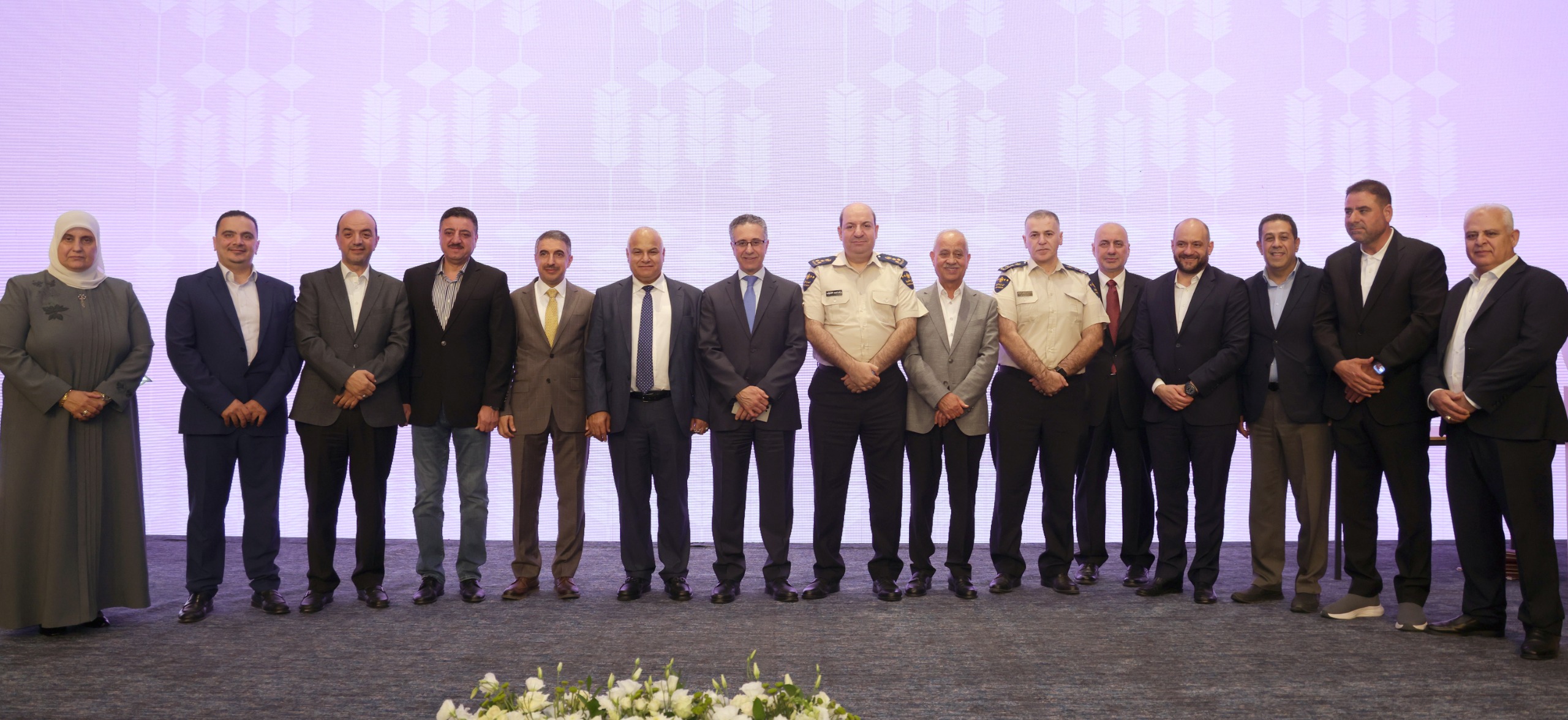 وزير الصناعة: حريصون على تطوير الصناعة الوطنية وتعزيز تنافسيتها