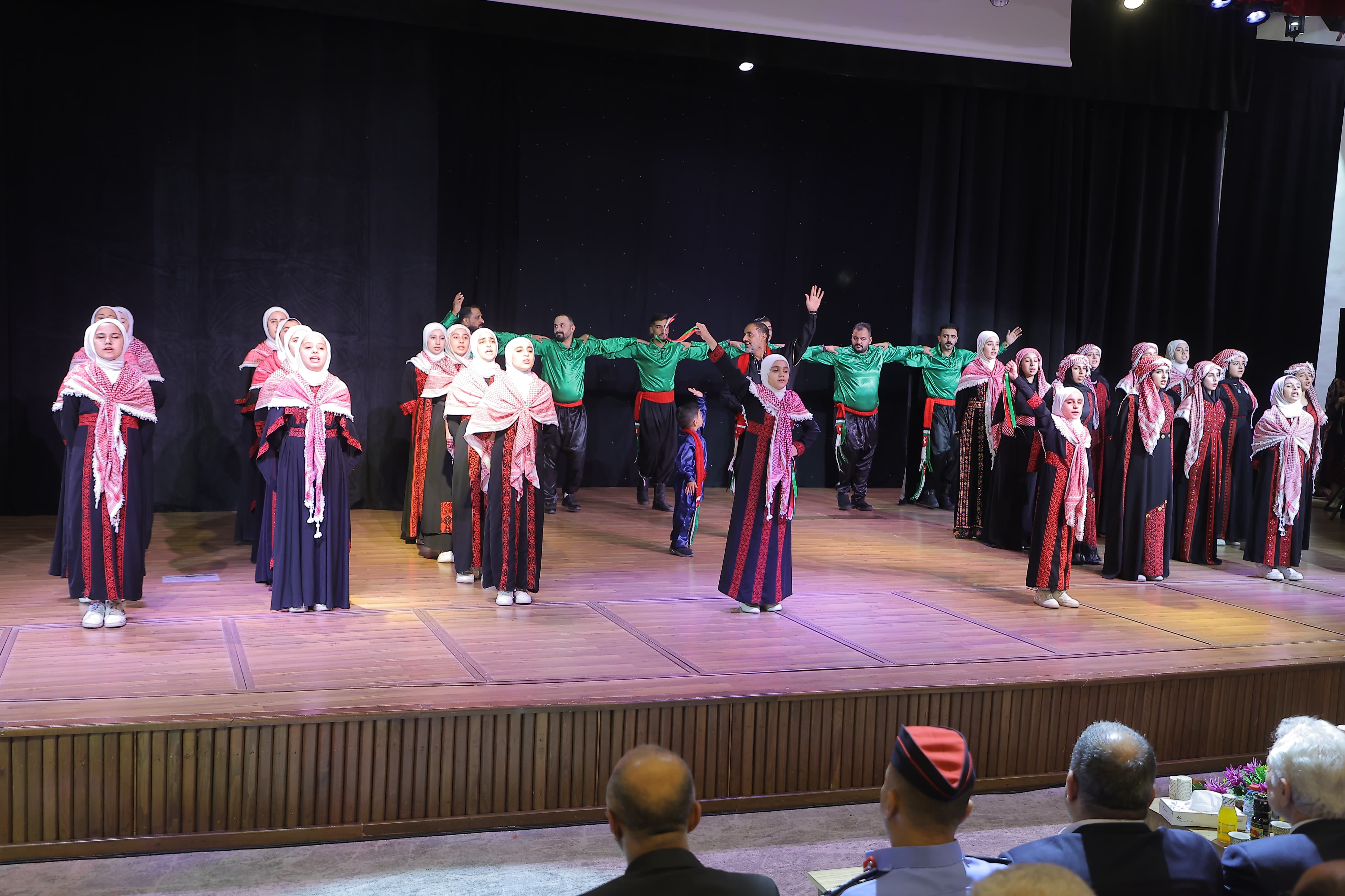 العيسوي يرعى احتفال منتدى جبل عوف للثقافة بالمناسبات الوطنية في عجلون