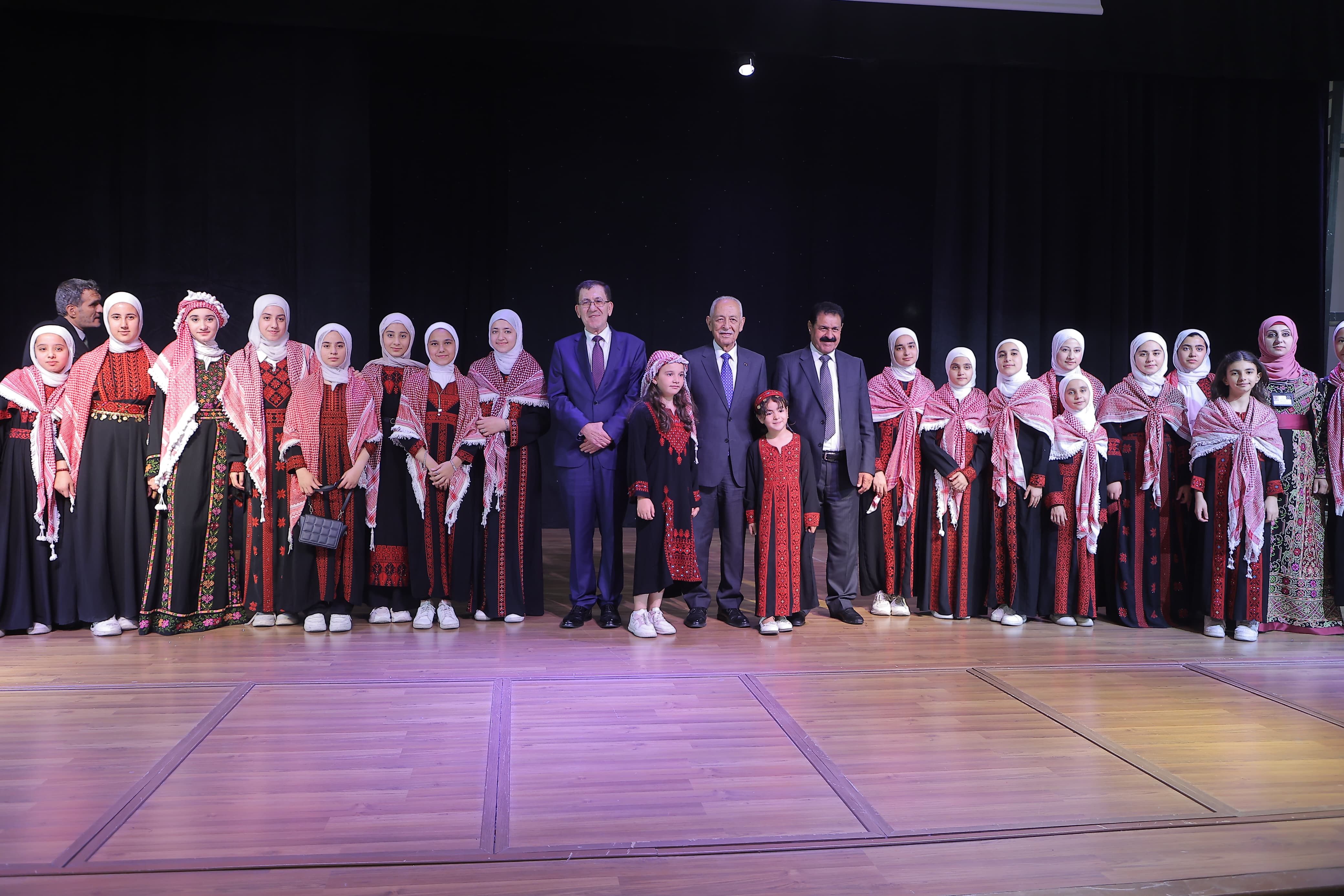 العيسوي يرعى احتفال منتدى جبل عوف للثقافة بالمناسبات الوطنية في عجلون