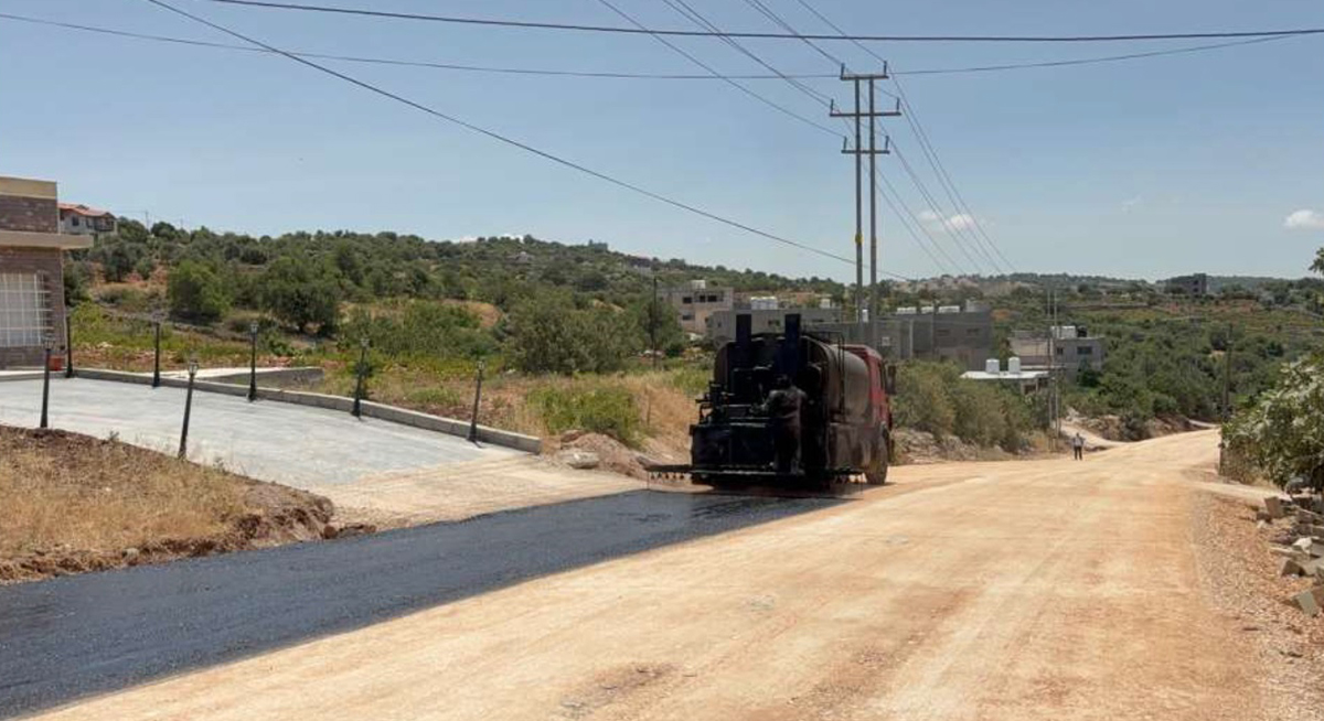 الانتهاء  من مشروع طريق عنجرة - عجلون