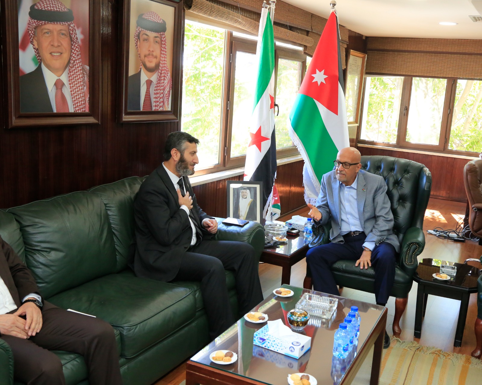 وزير المياه يستقبل اللجنة الفنية السورية للمياه