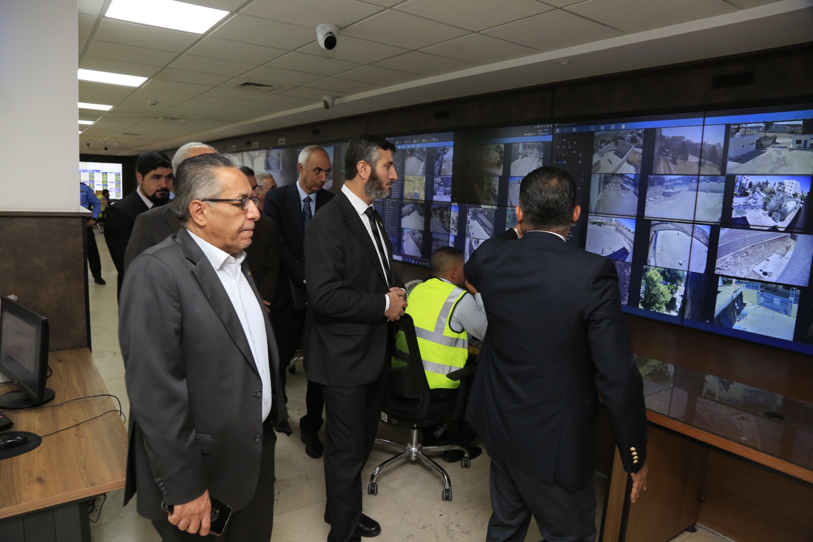 وزير المياه يستقبل اللجنة الفنية السورية للمياه