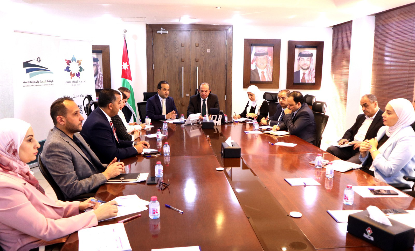 الخدمة والإدارة العامة تنظم المرحلة الثانية من جلسات الثقافة المؤسسية