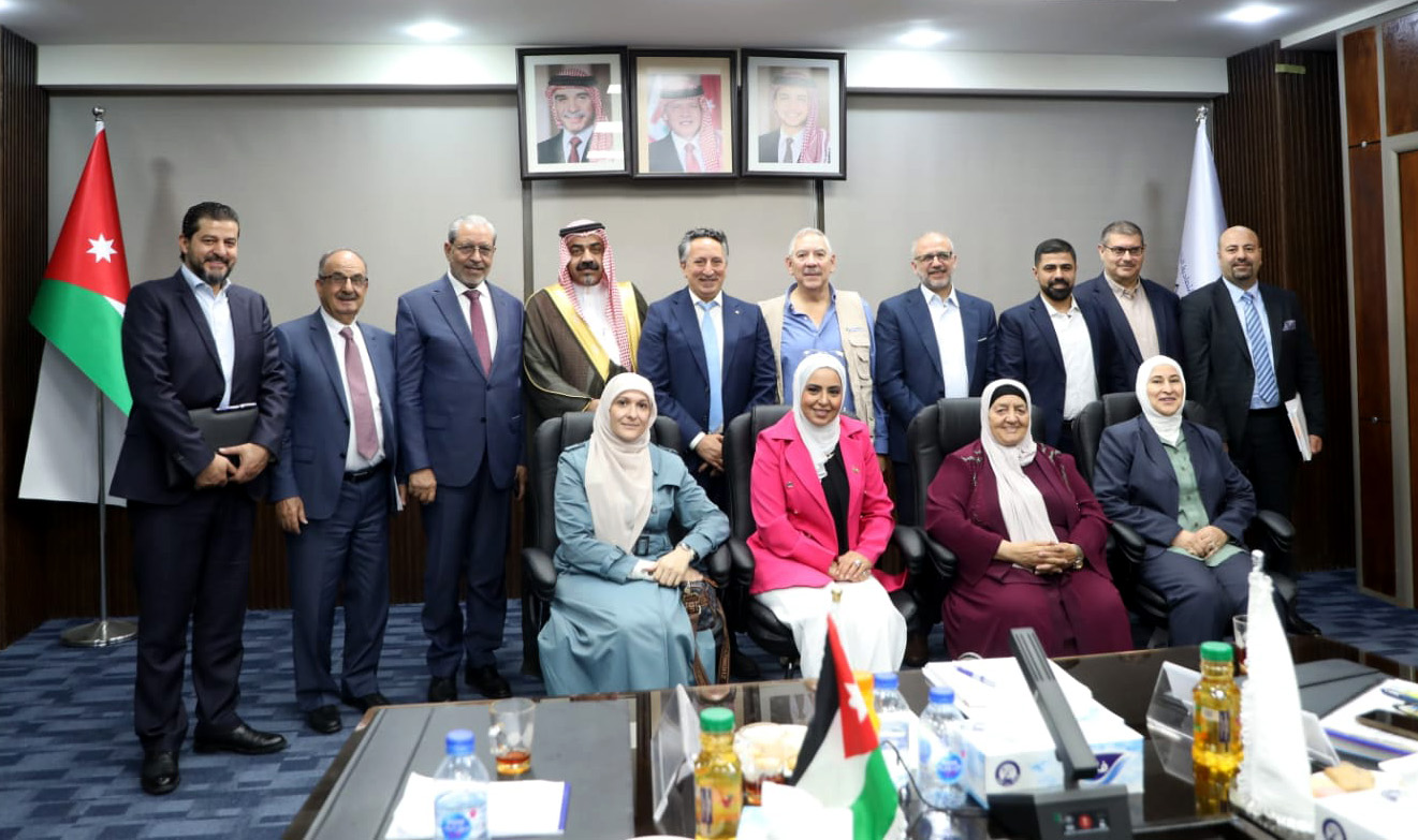 رئيس سلطة العقبة يلتقي لجنة العمل والتنمية والسكان النيابية