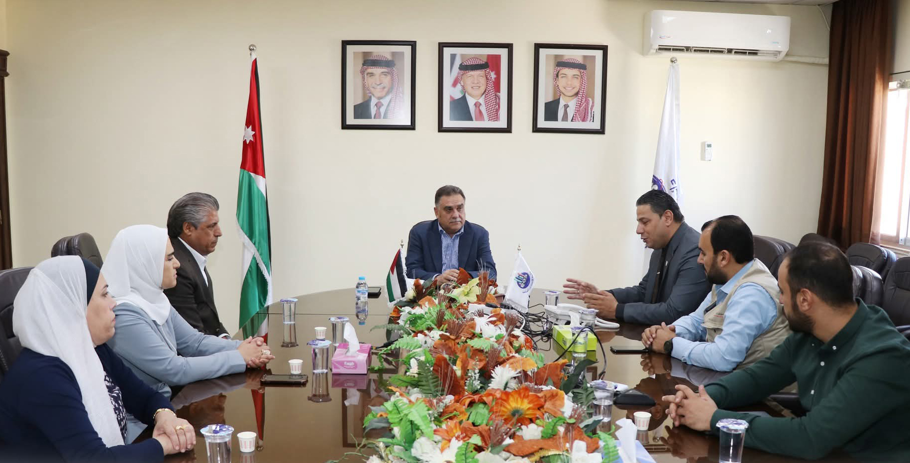 قافلة النزاهة تزور صندوق استثمار الضمان ودائرة الإحصاءات