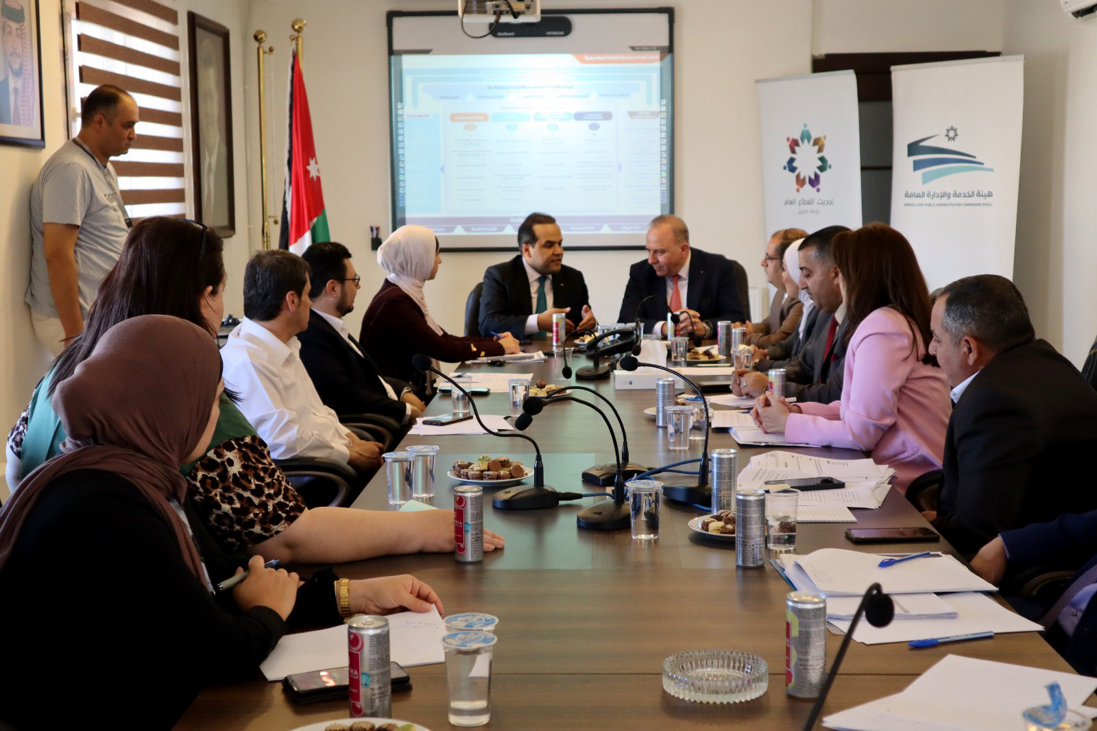 الخدمة والإدارة العامة تواصل تقييم الثقافة المؤسسية في الشؤون الفلسطينية