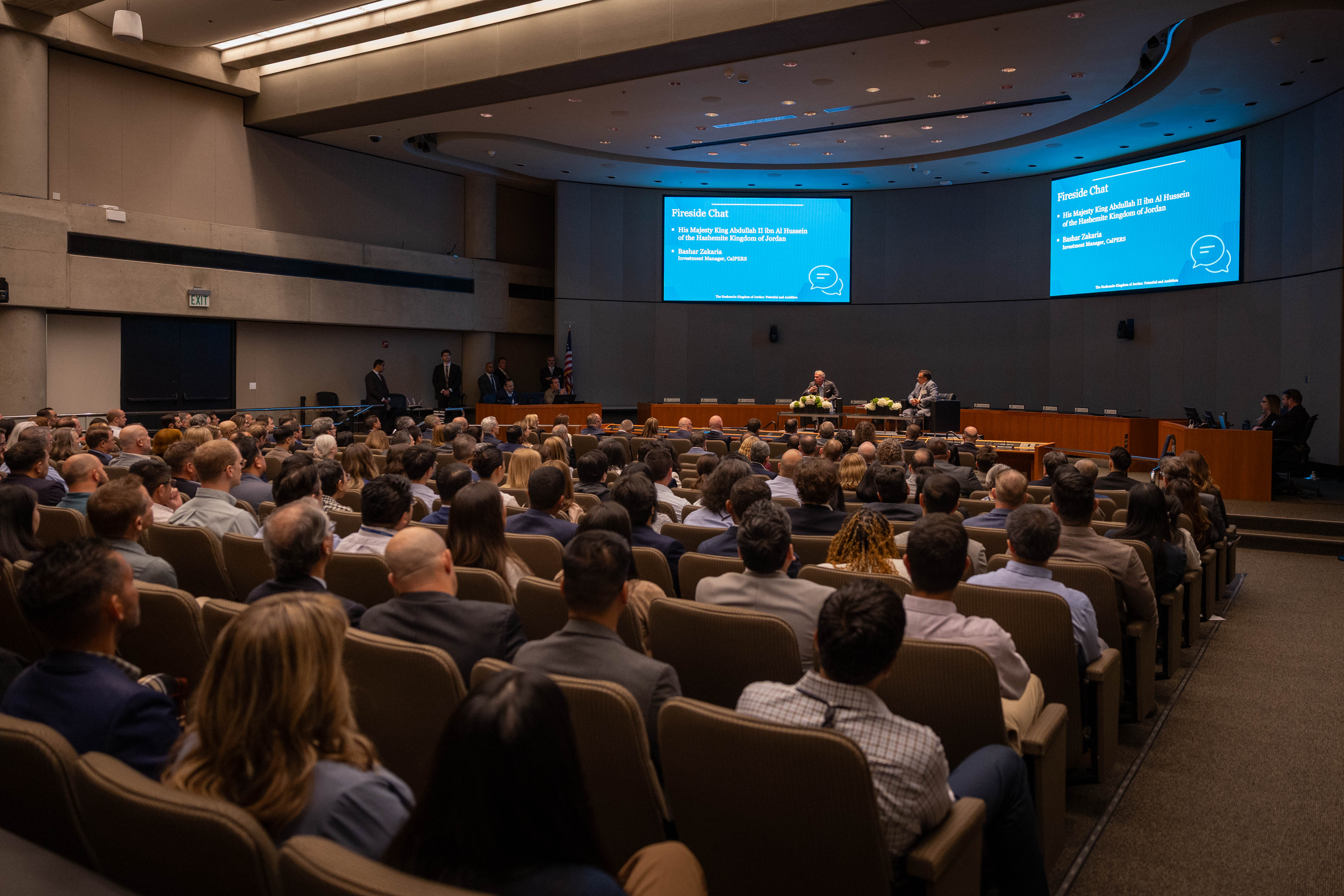 الملك يسلط الضوء على فرص الاستثمار في الأردن خلال لقاء مع ممثلين عن كالبرز في كاليفورنيا