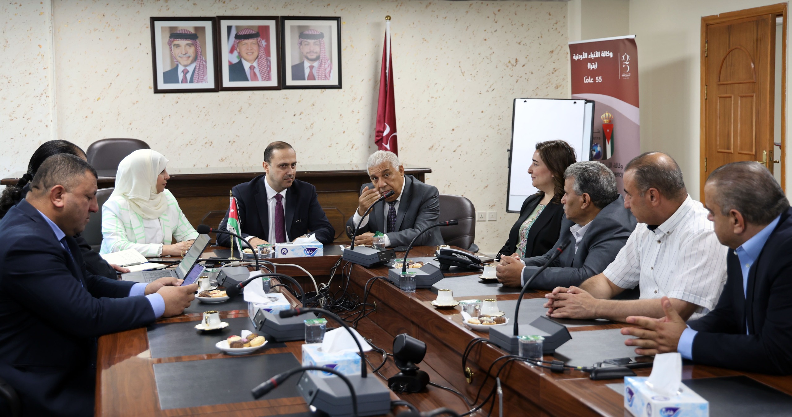 المومني: وزارة الاتصال الحكومي تعكف على وضع خطة مكثفة لتطوير أداء الناطقين الإعلاميين