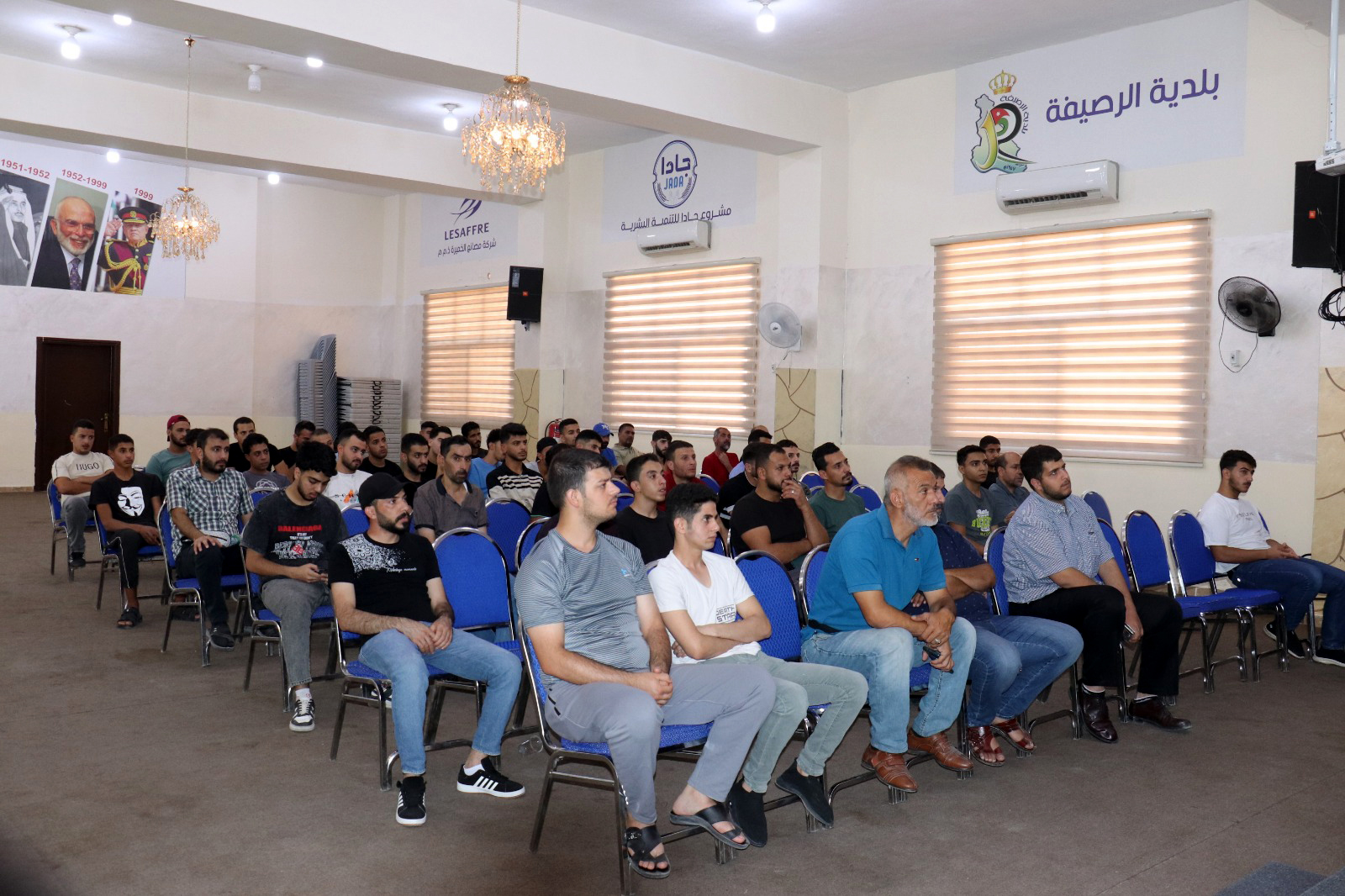 الرصيفة: 115 شخصا يحصلون على فرص عمل في يوم وظيفي