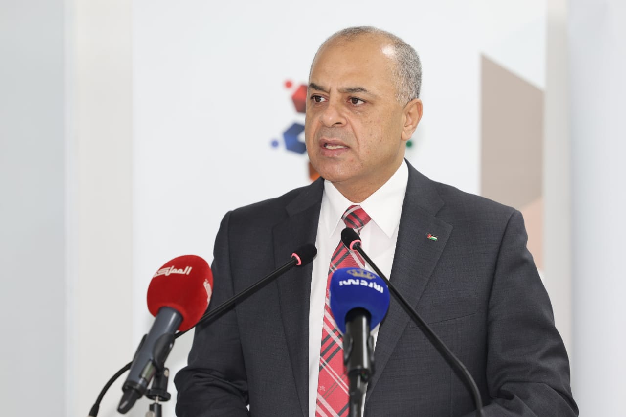 تطوير القطاع العام تطلق حملة خدمتكم واجبنا في محور الثقافة المؤسسية