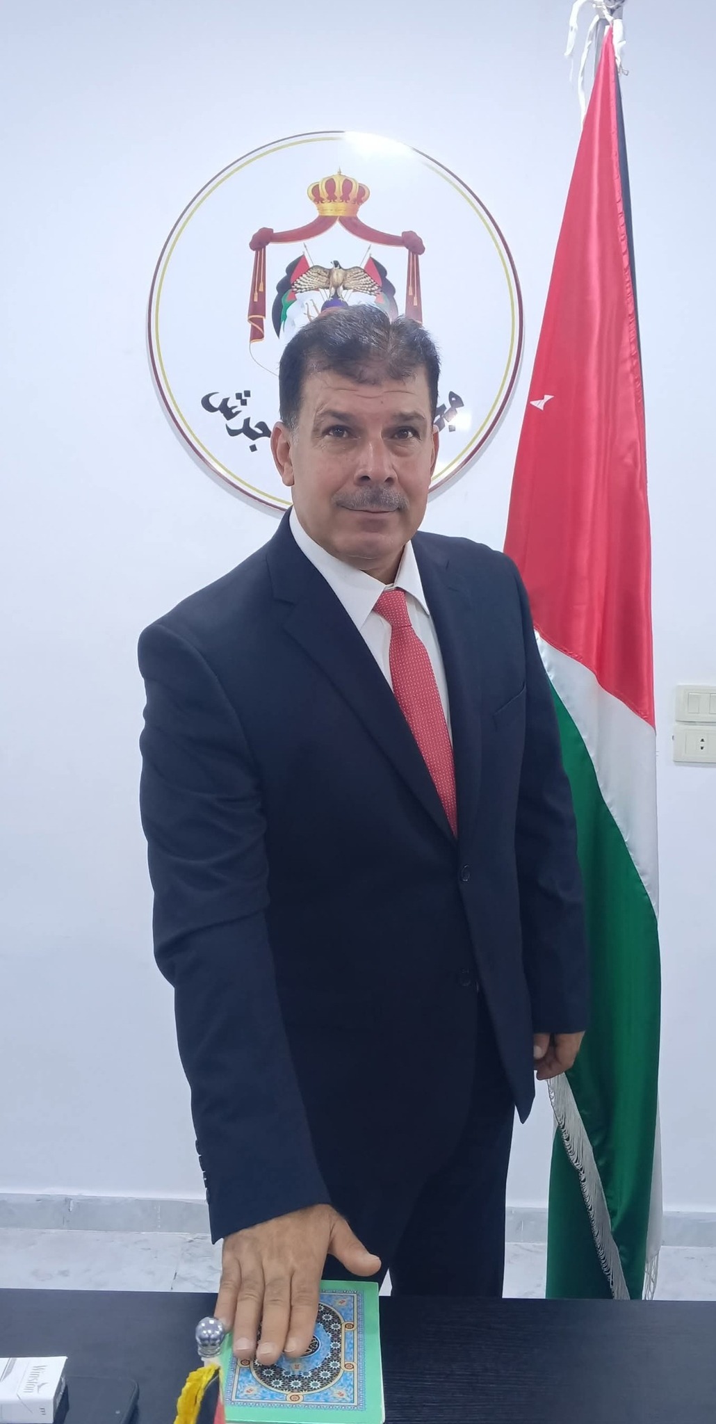 لجنة مجلس محافظة جرش تؤدي القسم القانوني