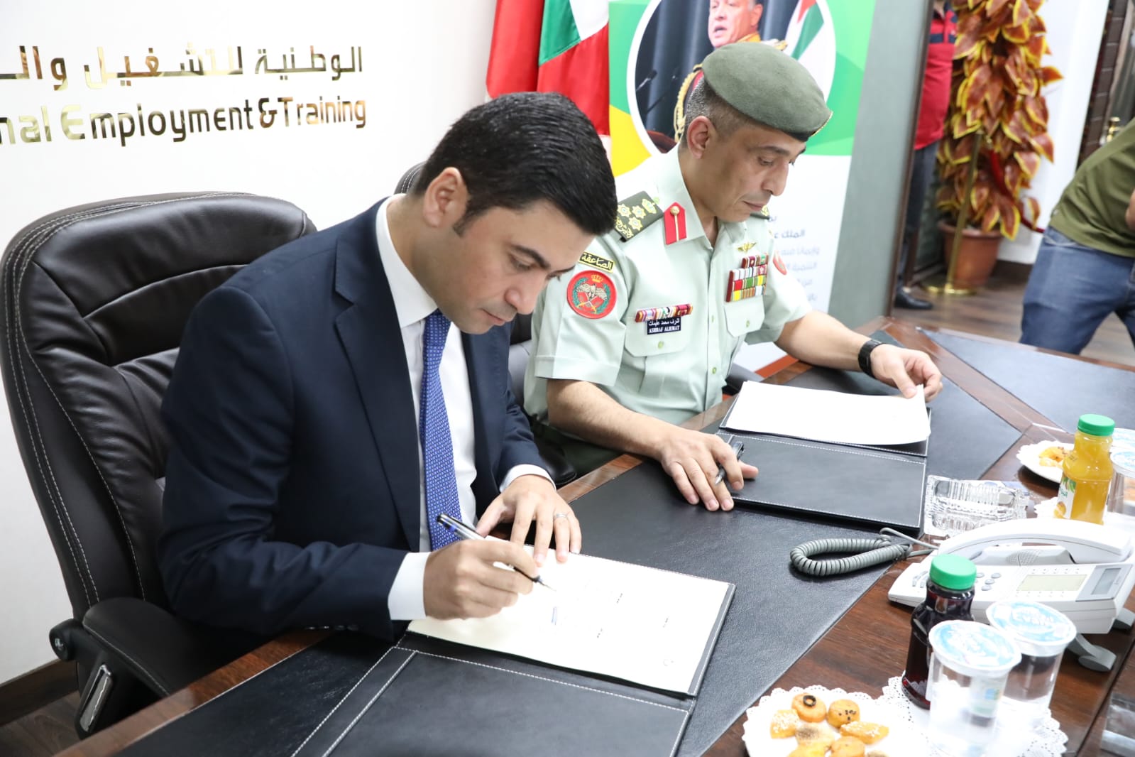 مذكرة تفاهم بين وزارة الشباب والوطنية للتشغيل والتدريب